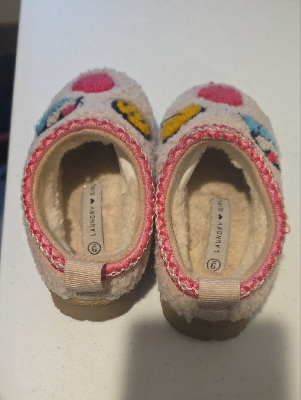 Laundry by Design Pink Cream Kids Slippers with Hearts, Cupcakes & Smileys - Picture 2 of 5